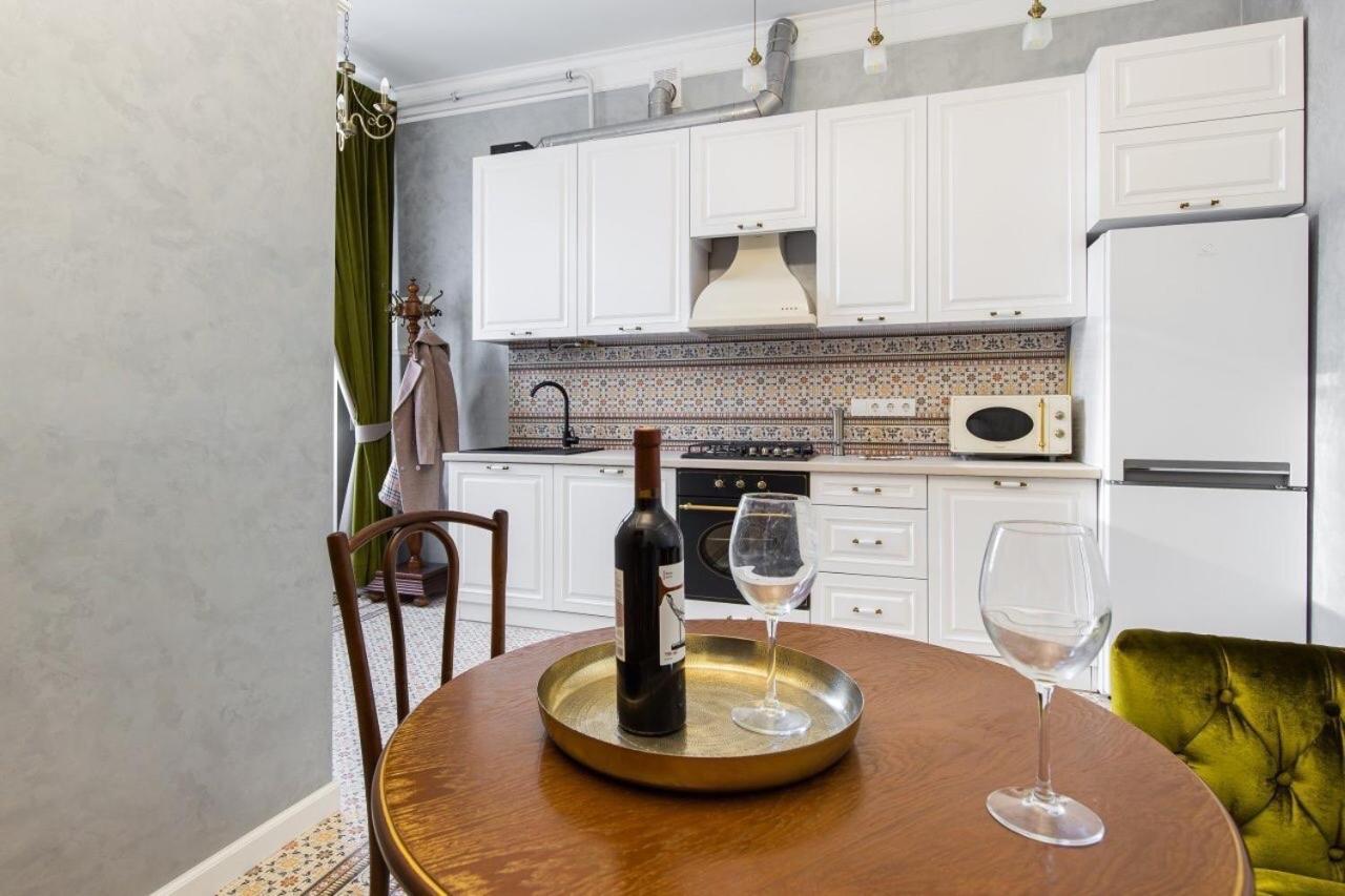 Смольського, 6 Lägenhet Lviv Exteriör bild